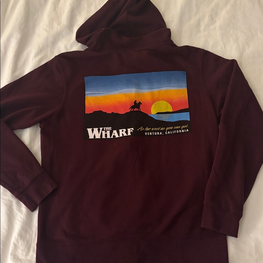 THE WHARF Ventura California Maroon Full Zipper Hooded Sweatshirt 🐴
